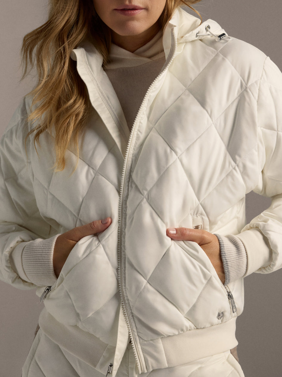 Women's Holiday Look 5