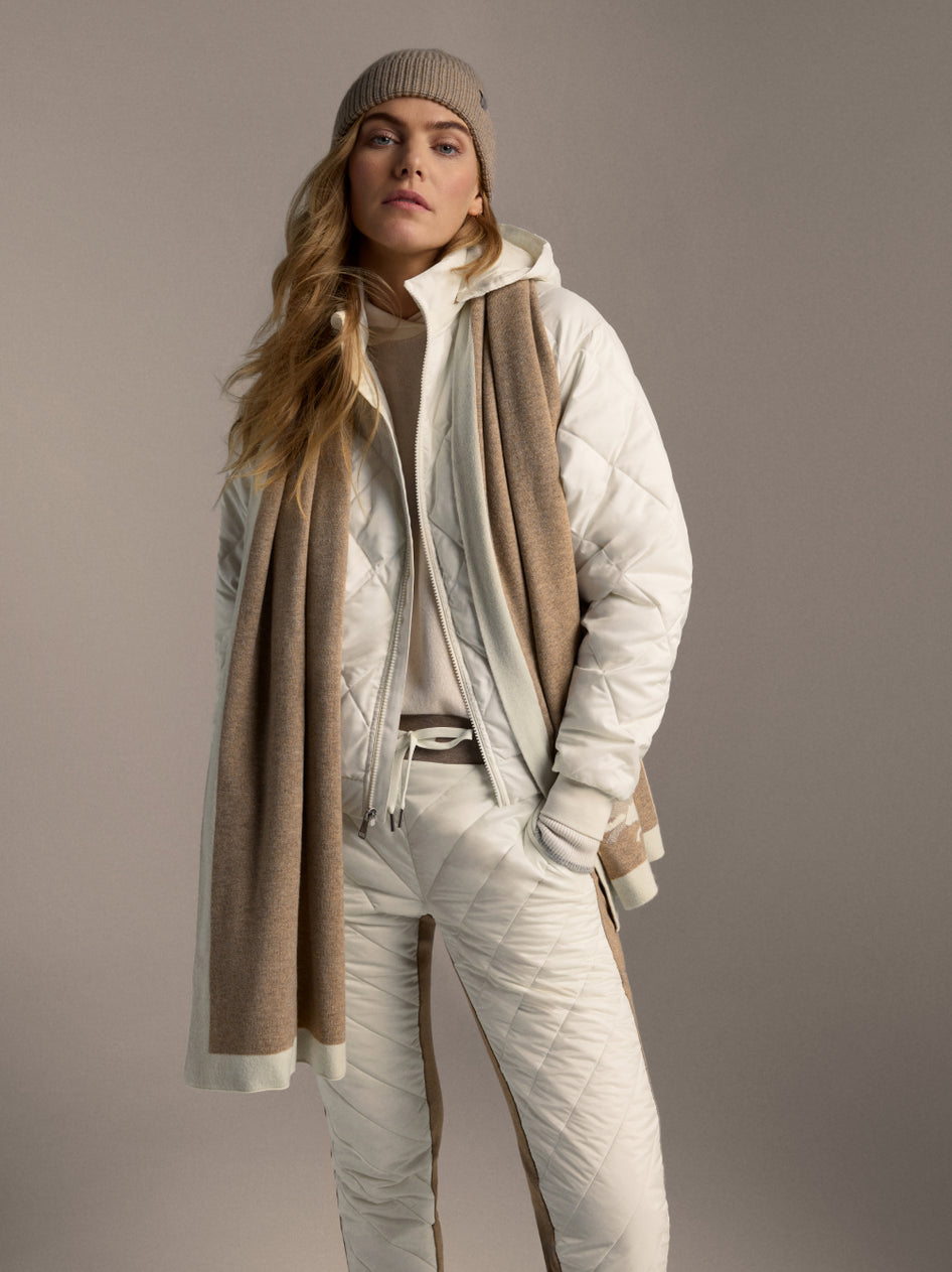Women's Holiday Look 5