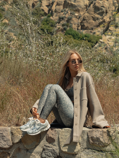 Greyson Clothiers Women's Lifestyle Look 1