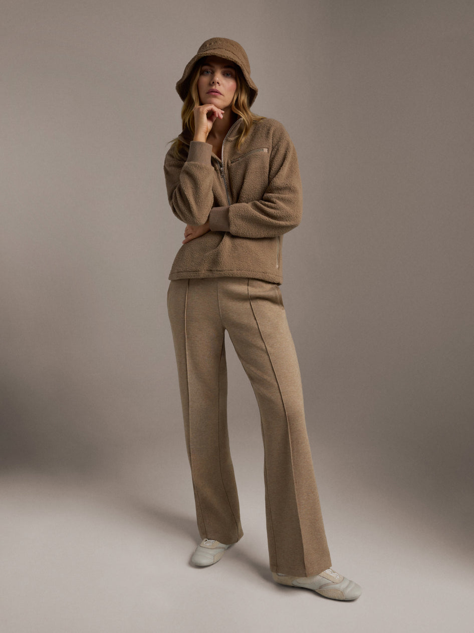 Women's Holiday Look 7