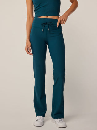 Greyson Clothiers Cleo Flare Legging