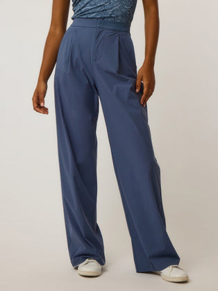 Greyson Clothiers 32" Phoenix Wide Leg Trouser in VINTAGE INDIGO