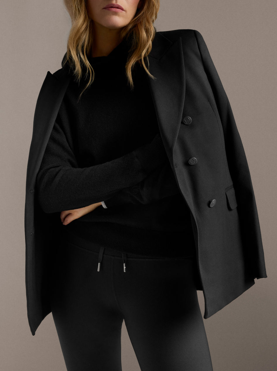 Women's Holiday Look 11