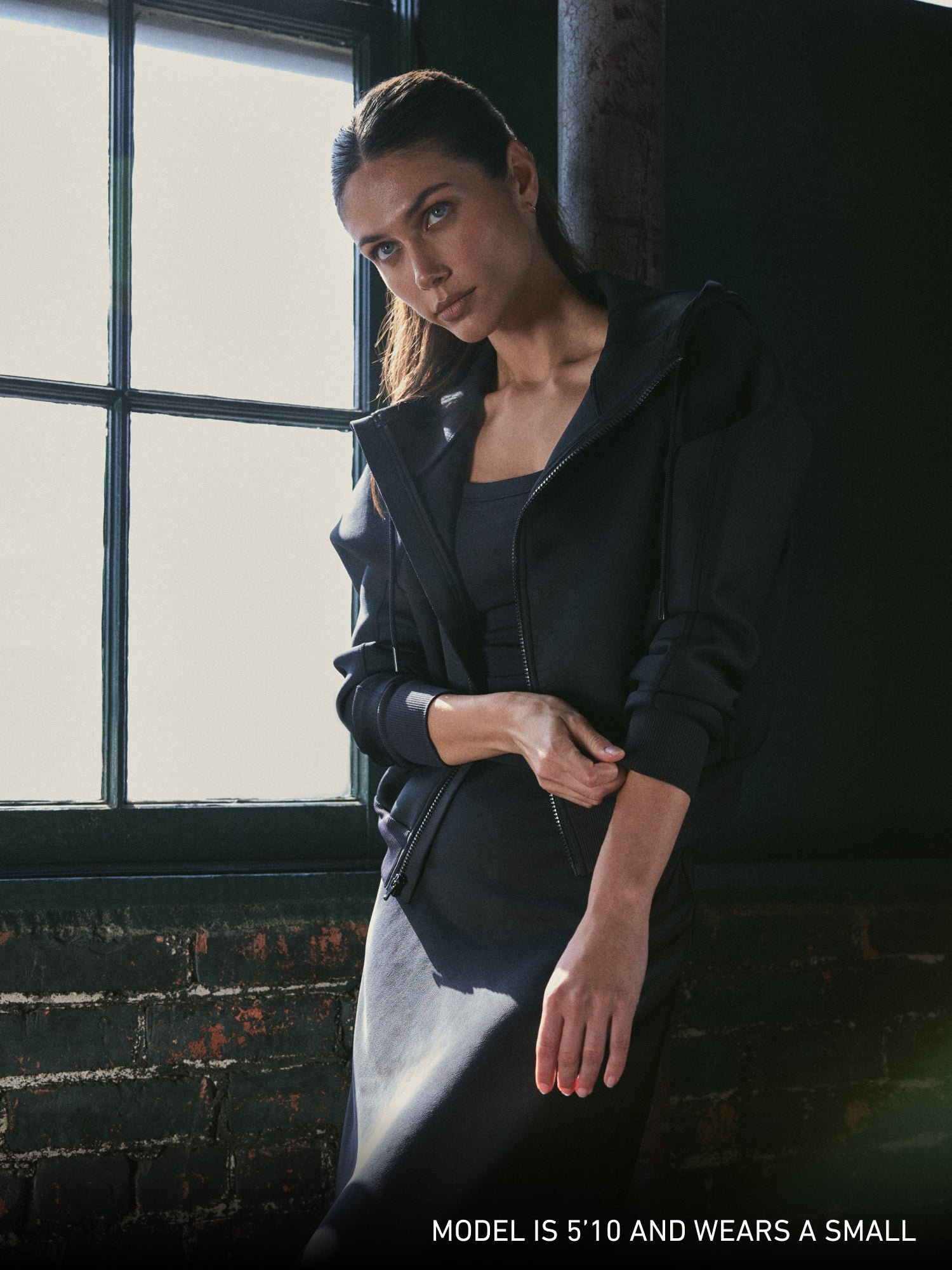 Womens Kristina Full-Zip Hoodie - Midweight Cropped Athletic