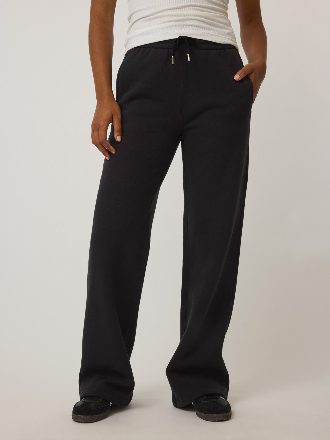 Women's Athletic Joggers & Sweatpants | Greyson Clothiers