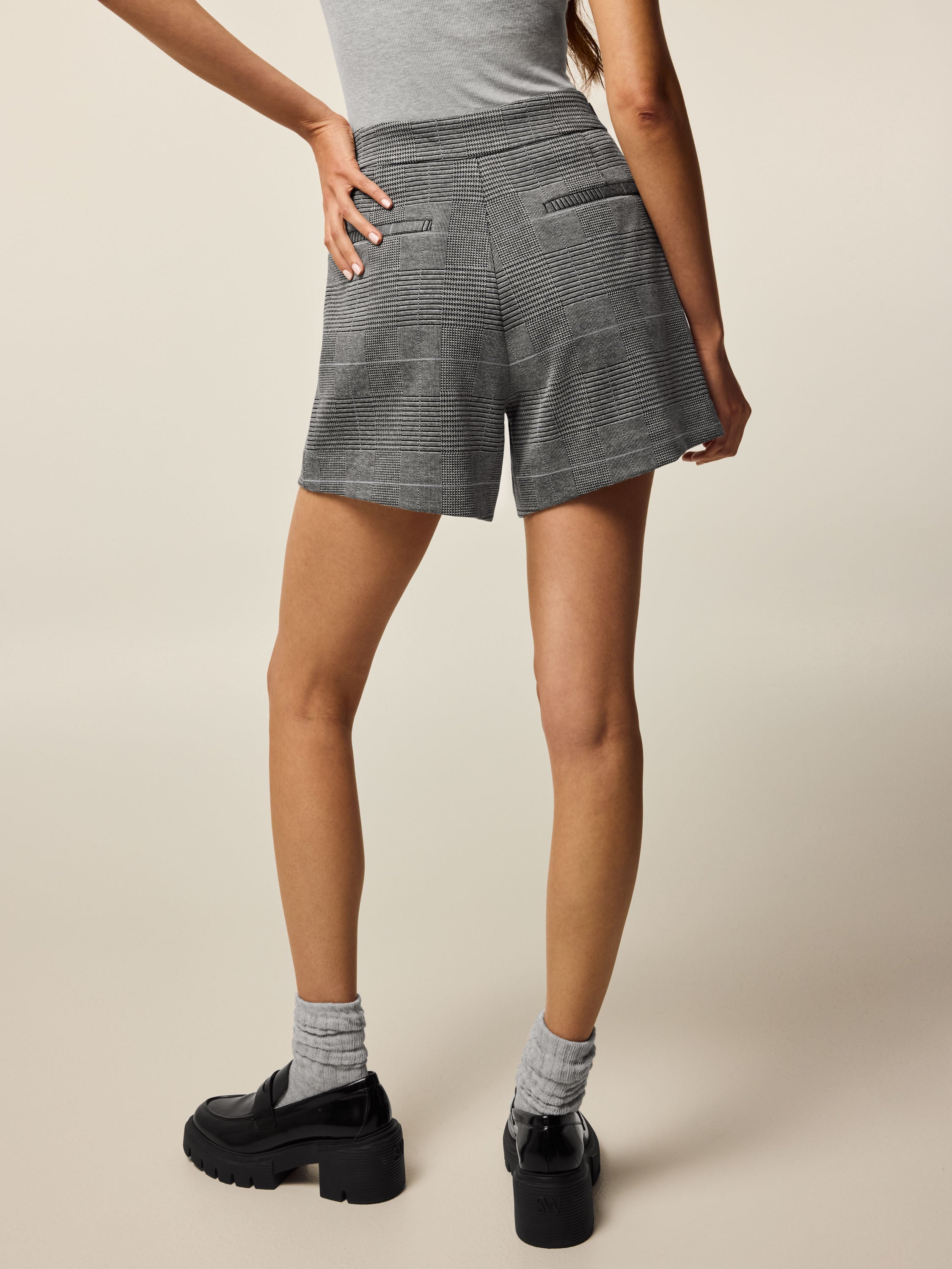 Greyson golf グレイソン ショートパンツ 短パン ショーツ32インチ グレイソン ショートパンツ グレー M GREYSON スウェット ゴルフ