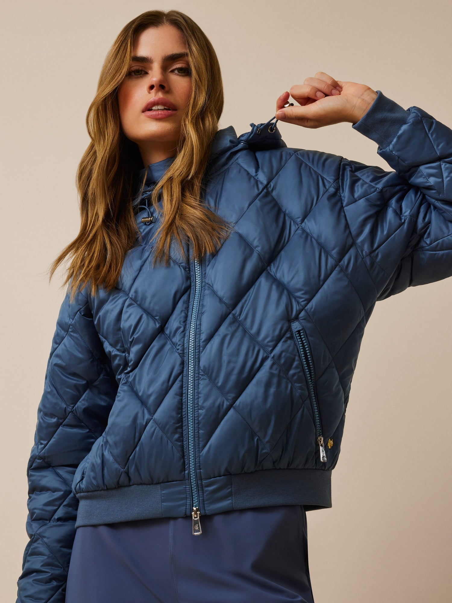 Women's Outerwear & Layers