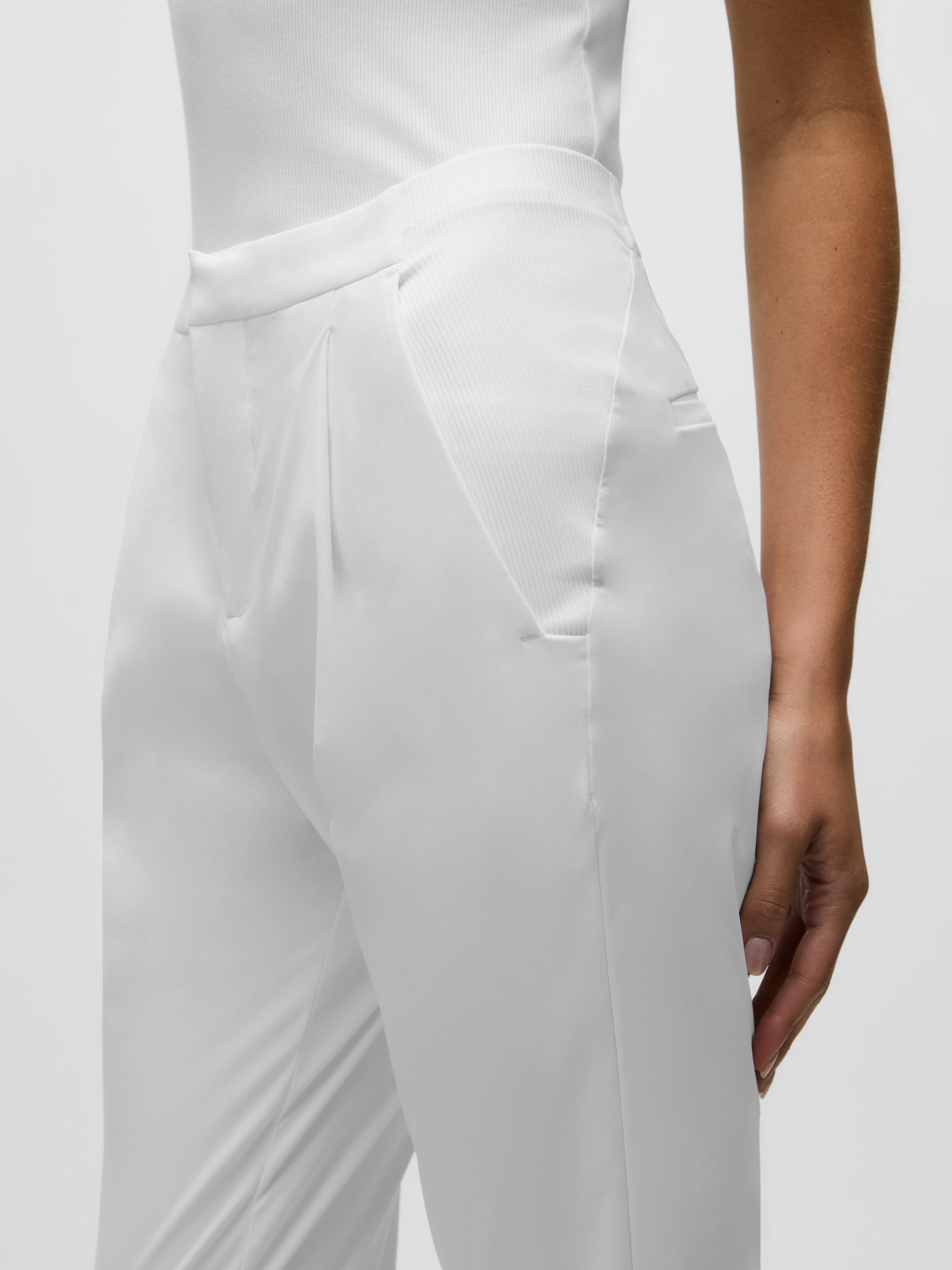 Womens Phoenix Pleated Trouser - Cropped Stretch Dress Sport Pant