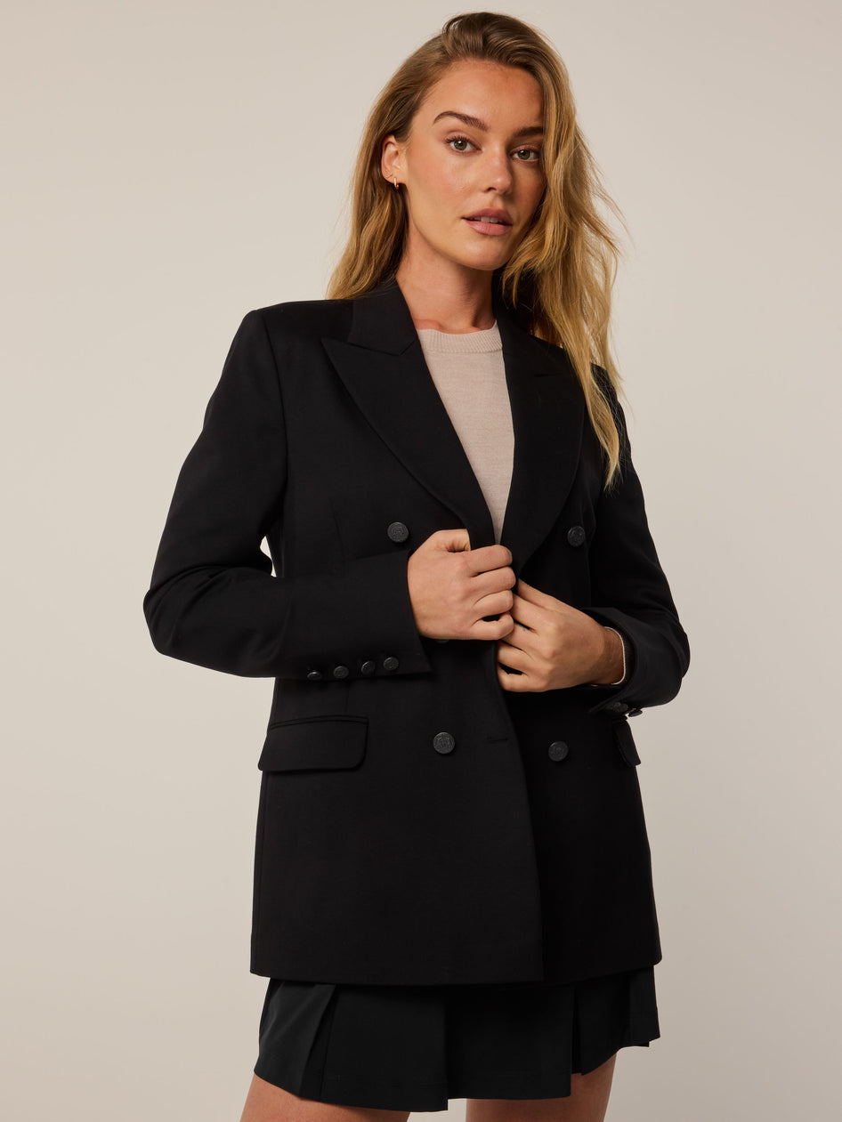 Women's Holiday Look 11