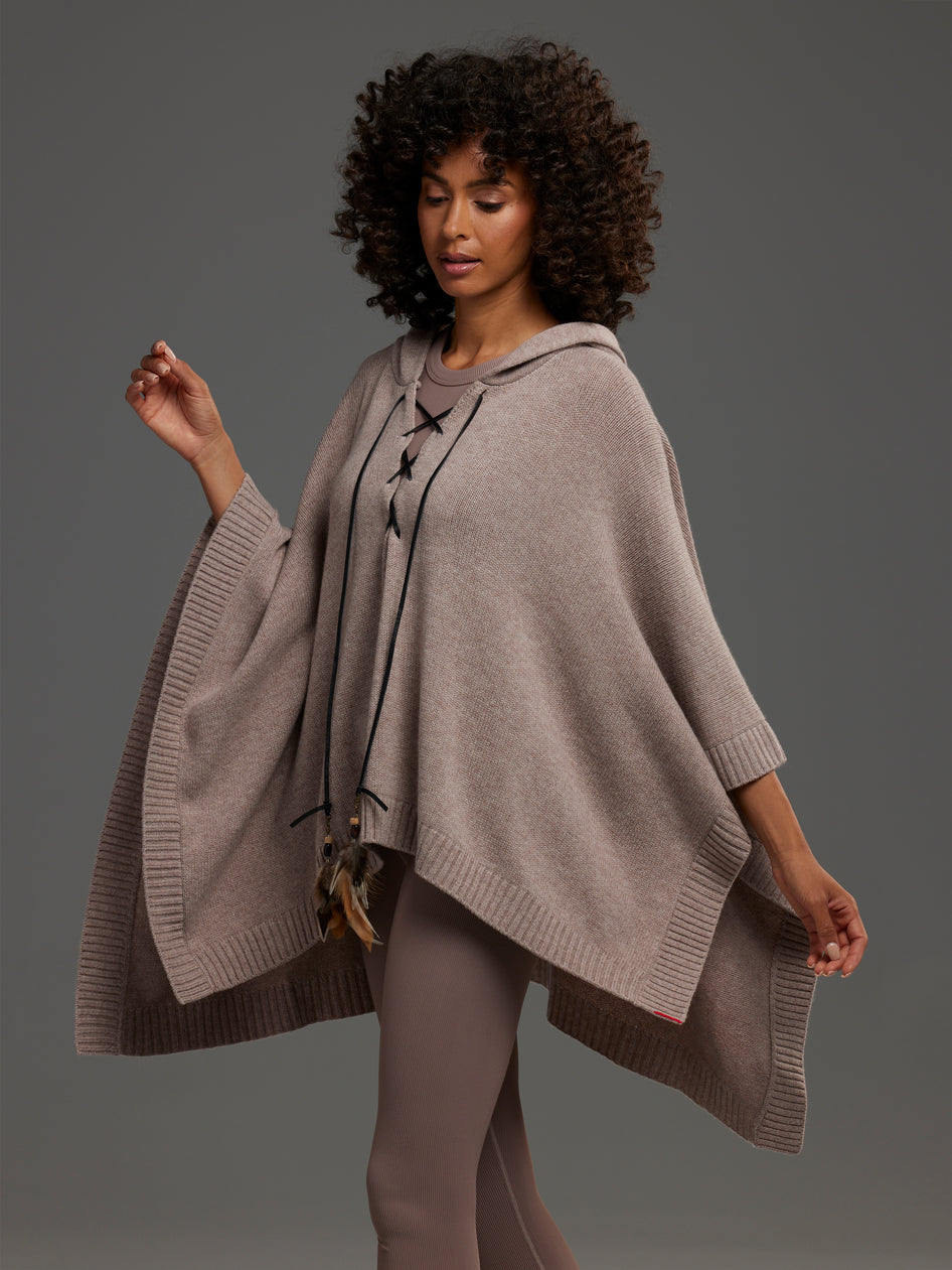 Greyson Clothiers Elu Hooded Poncho in FAWN HEATHER